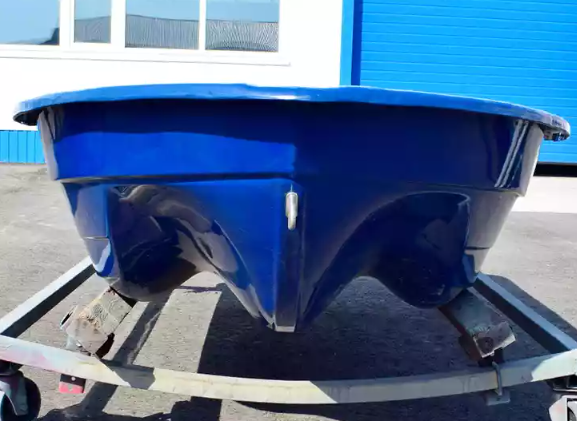 Стеклопластиковая лодка Neman-340 (тримаран) в Кисловодске