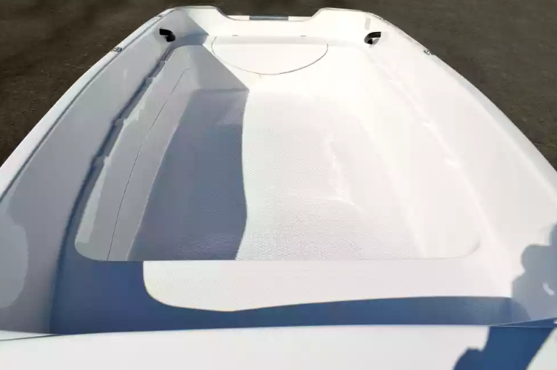 Стеклопластиковая лодка Пингвин (тримаран) в Кисловодске