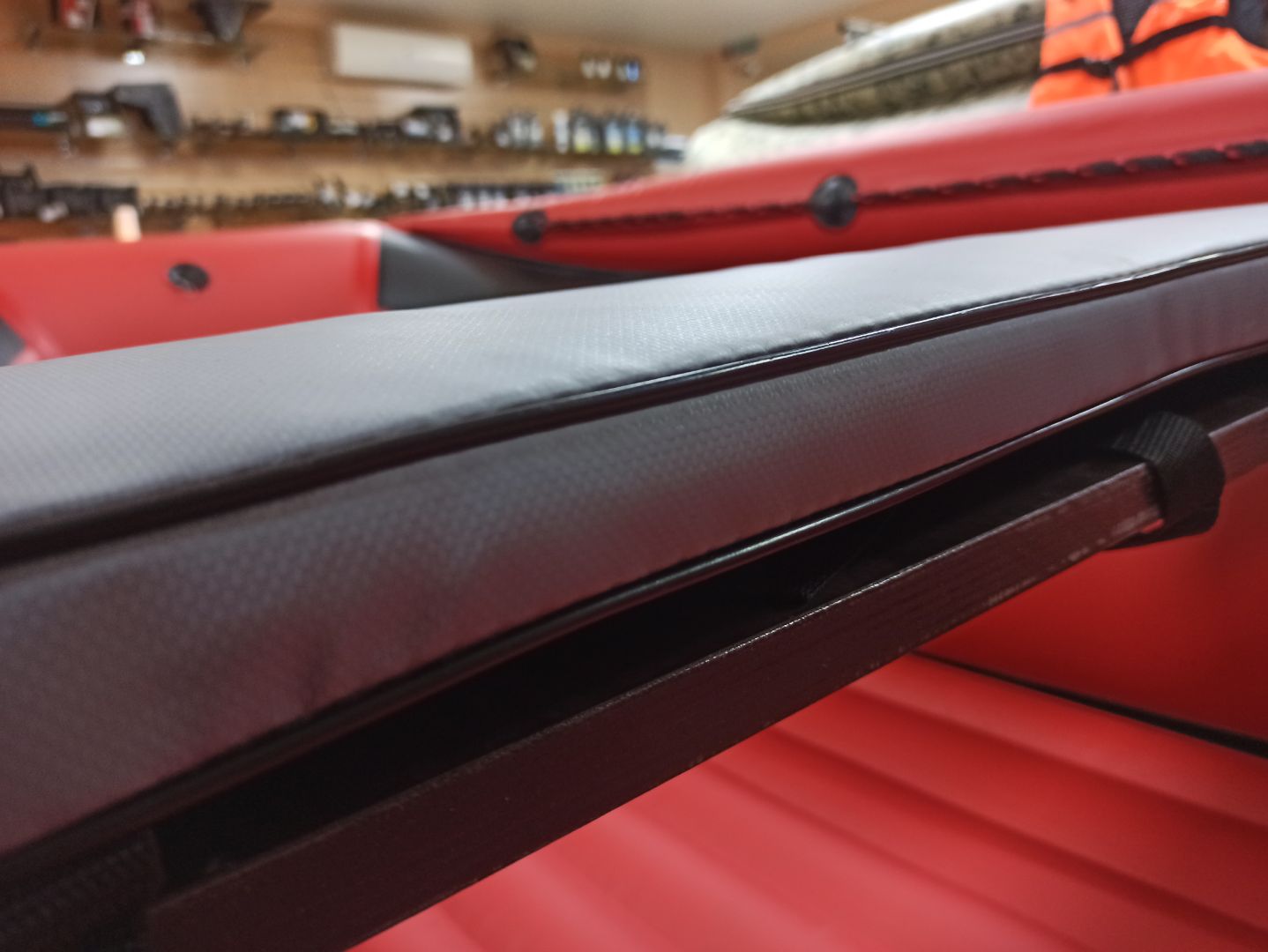 КОМПЛЕКТ МЯГКИХ НАКЛАДОК С СУМКОЙ ДЛЯ ЛОДОК 110Х20 СЕРЫЙ в Кисловодске