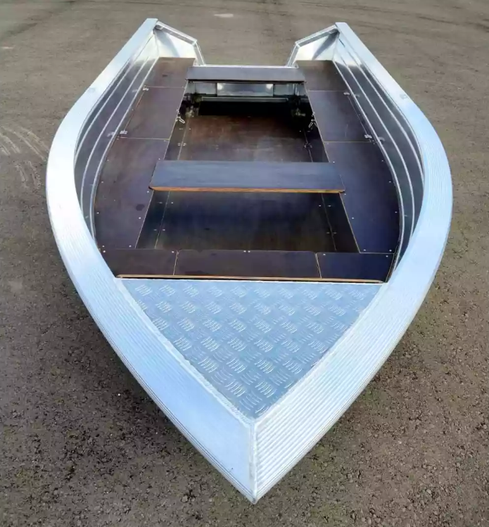 Алюминиевая лодка Неман-400 в Кисловодске