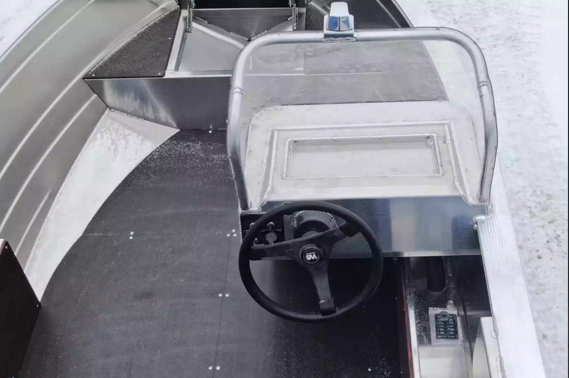 Алюминиевая лодка Неман-400 С в Кисловодске