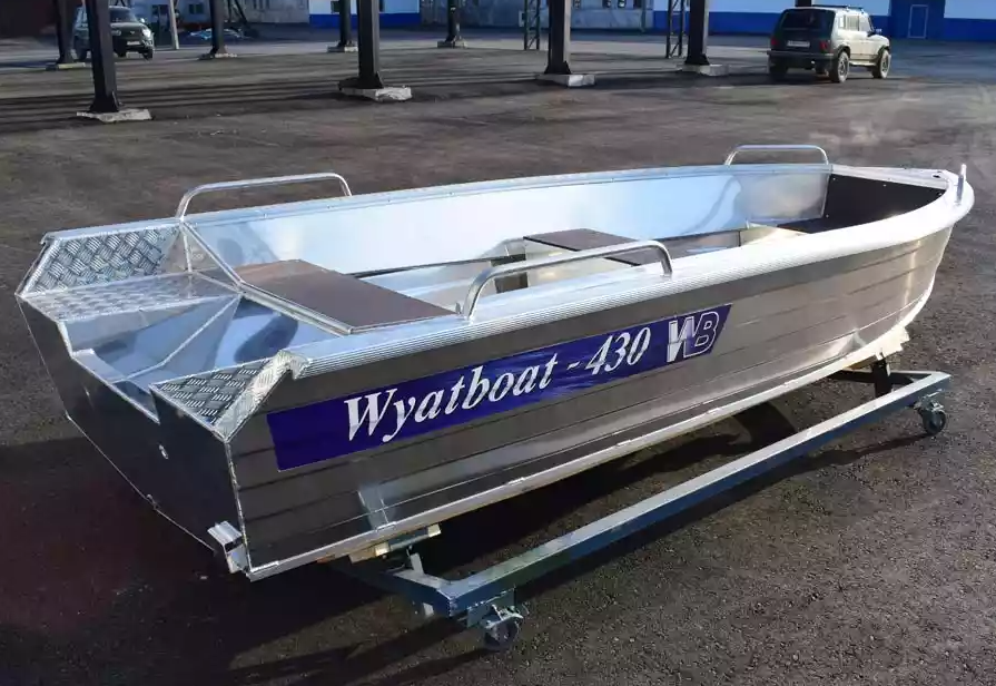 Алюминиевая лодка  Wyatboat-430 Р в Кисловодске