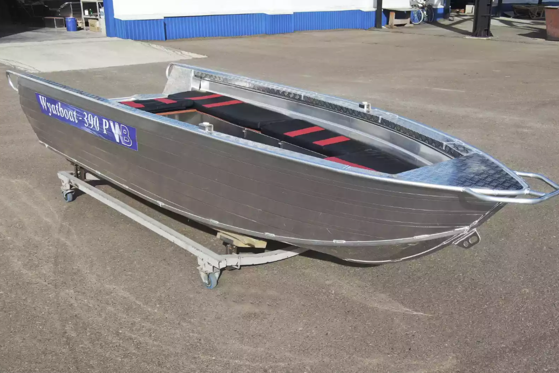 Алюминиевая лодка Wyatboat-390РМ увеличенный борт в Кисловодске