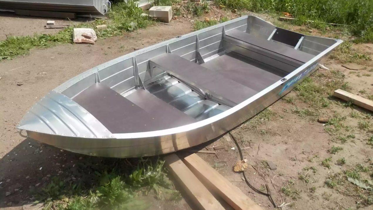 Алюминиевая лодка Вятка-Профи 32 в Кисловодске