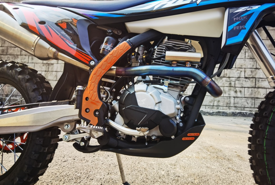 Мотоцикл JHLMOTO JHL Z3 CB250 (172FMM-3A) в Кисловодске