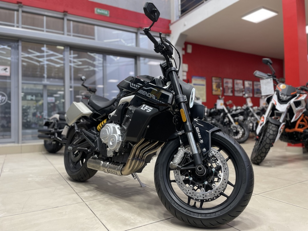Мотоцикл Benda LFS 700 в Кисловодске