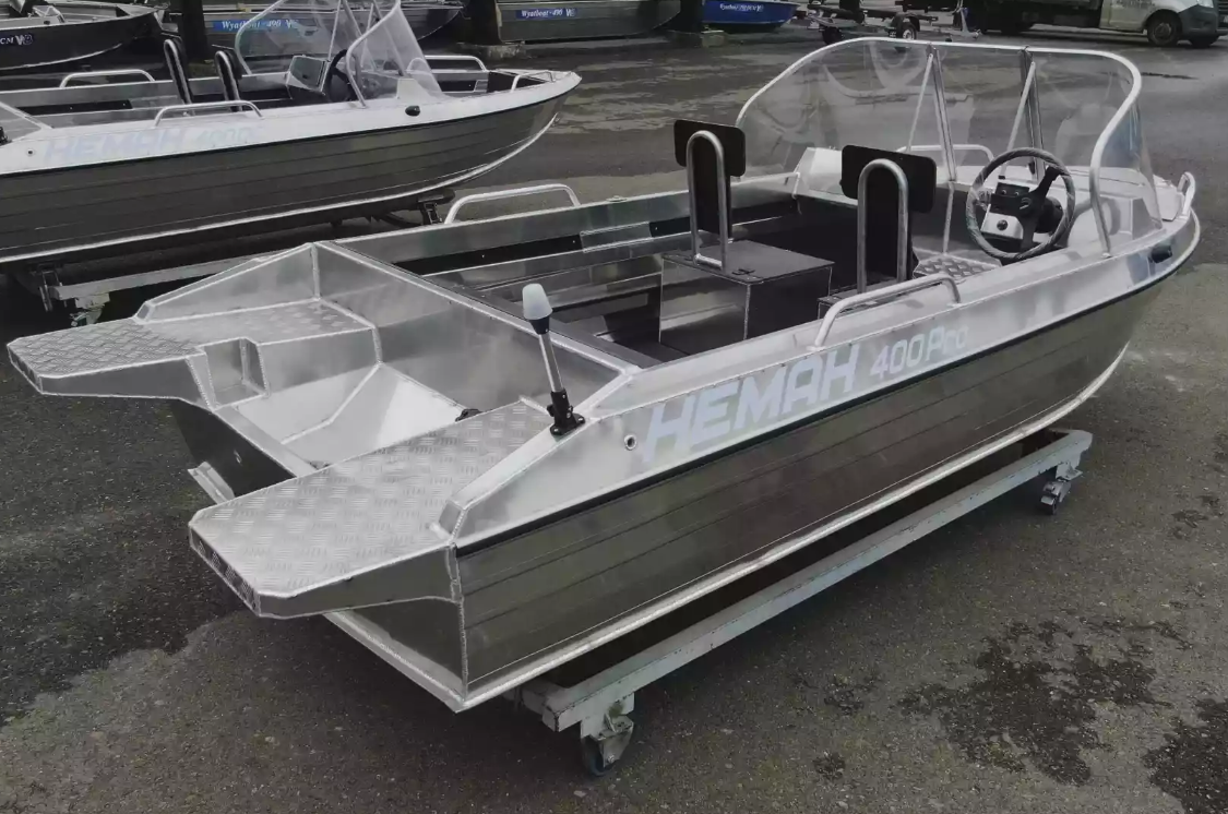 Алюминиевая лодка  Neman-400 PRO в Кисловодске