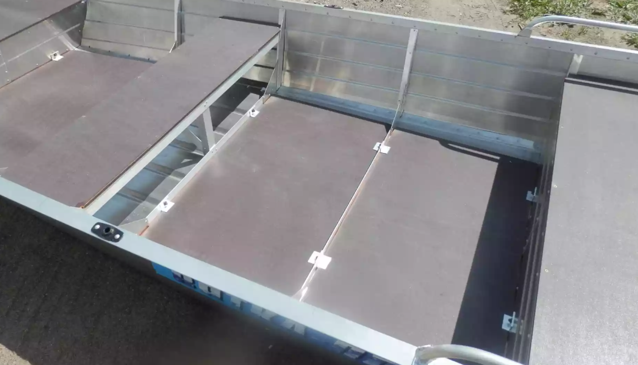 Алюминиевая лодка Вятка-Профи 32 в Кисловодске