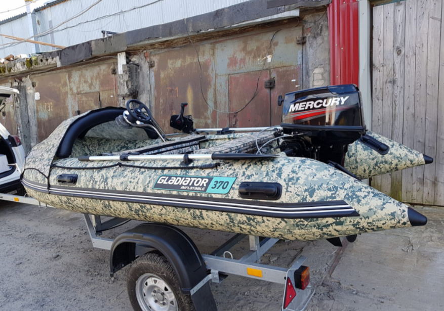 НАДУВНАЯ ЛОДКА GLADIATOR C370AL в Кисловодске