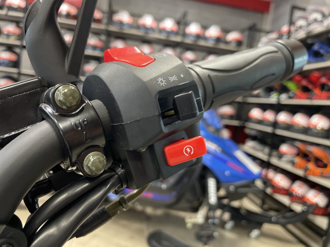 Мопед PROMAX CB150R (49) в Кисловодске