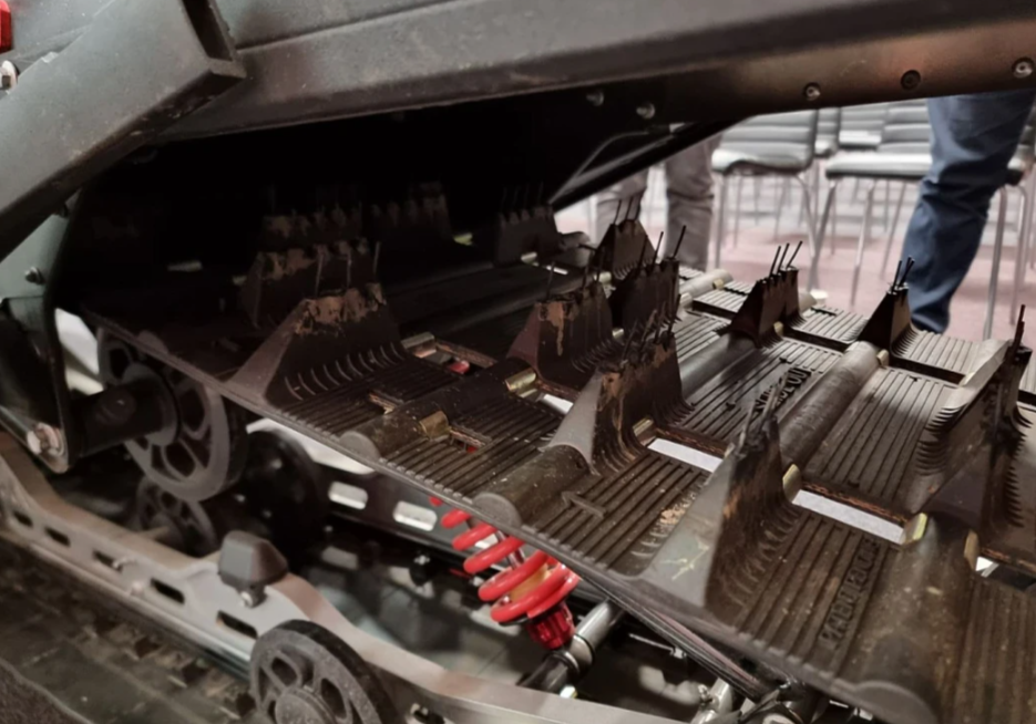 Снегоход AODES Siberiacross 1000 SWT 600mm LCD 6.8 в Кисловодске