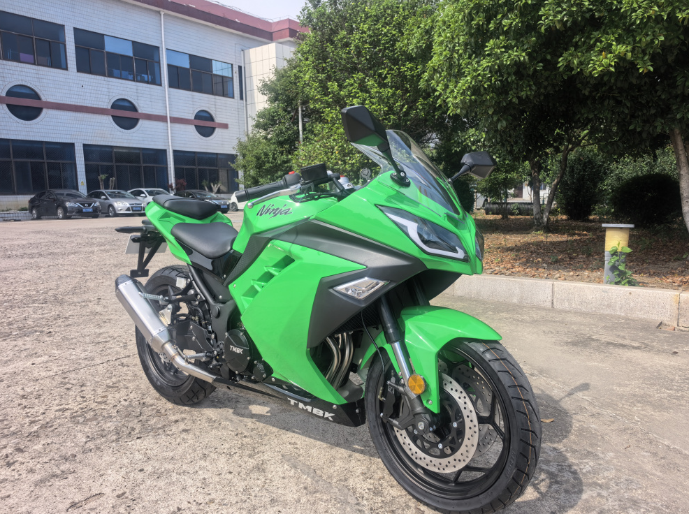Мотоцикл TMBK Ninja 400cc в Кисловодске