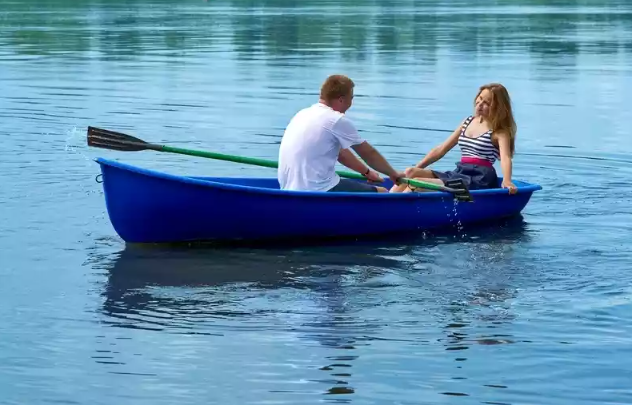 Стеклопластиковая лодка Дельфин в Кисловодске