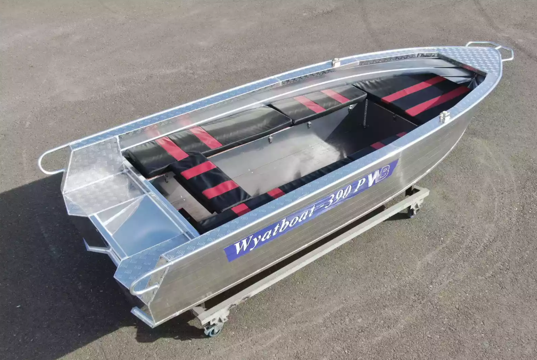 Алюминиевая лодка Wyatboat-390РМ увеличенный борт в Кисловодске
