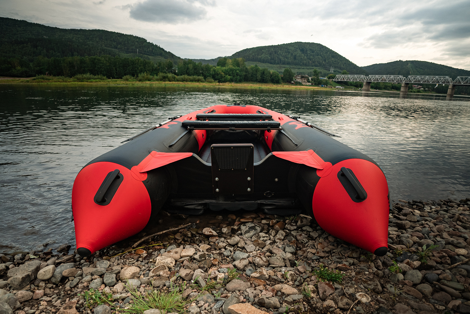 Лодка MISHIMO RIVER JET 400 под водомет в Кисловодске