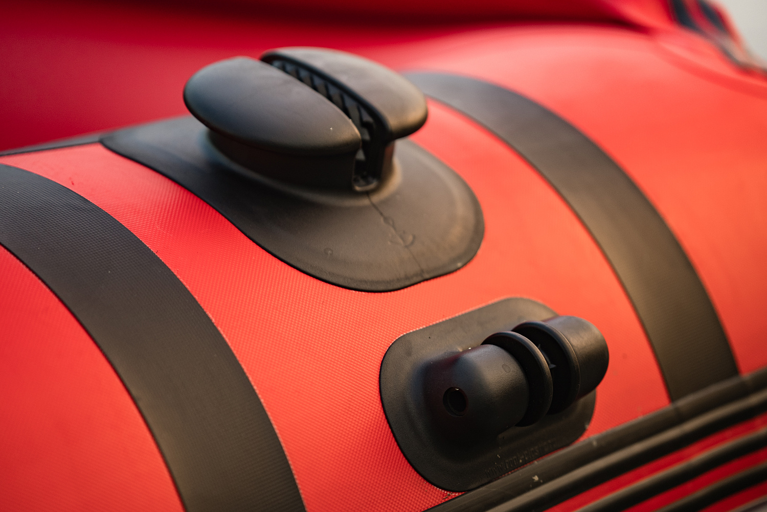 Лодка MISHIMO RIVER FJET PRO 400 под водомет в Кисловодске