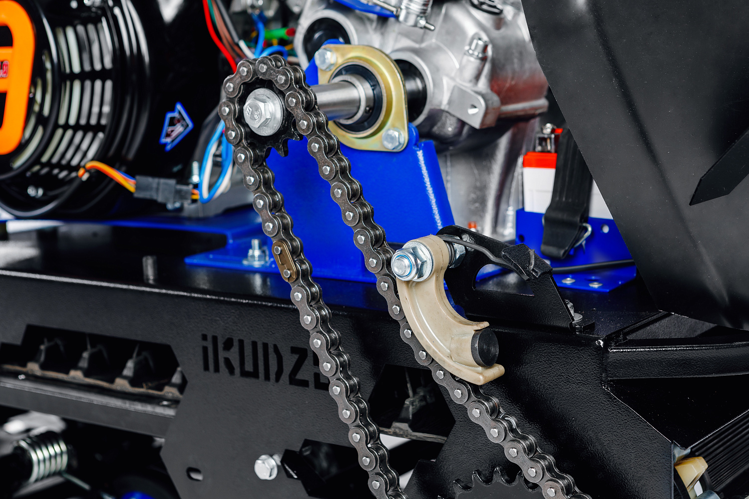 МОТОБУКСИРОВЩИК IKUDZO LONG 2.0 1700/500 EKR19 в Кисловодске