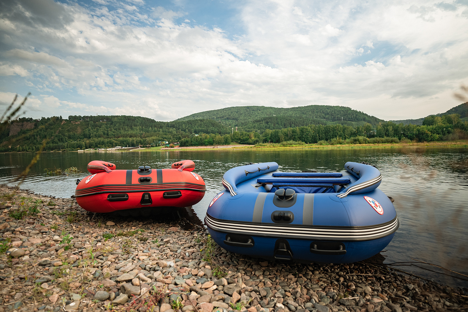 Лодка MISHIMO RIVER FJET PRO 400 под водомет в Кисловодске