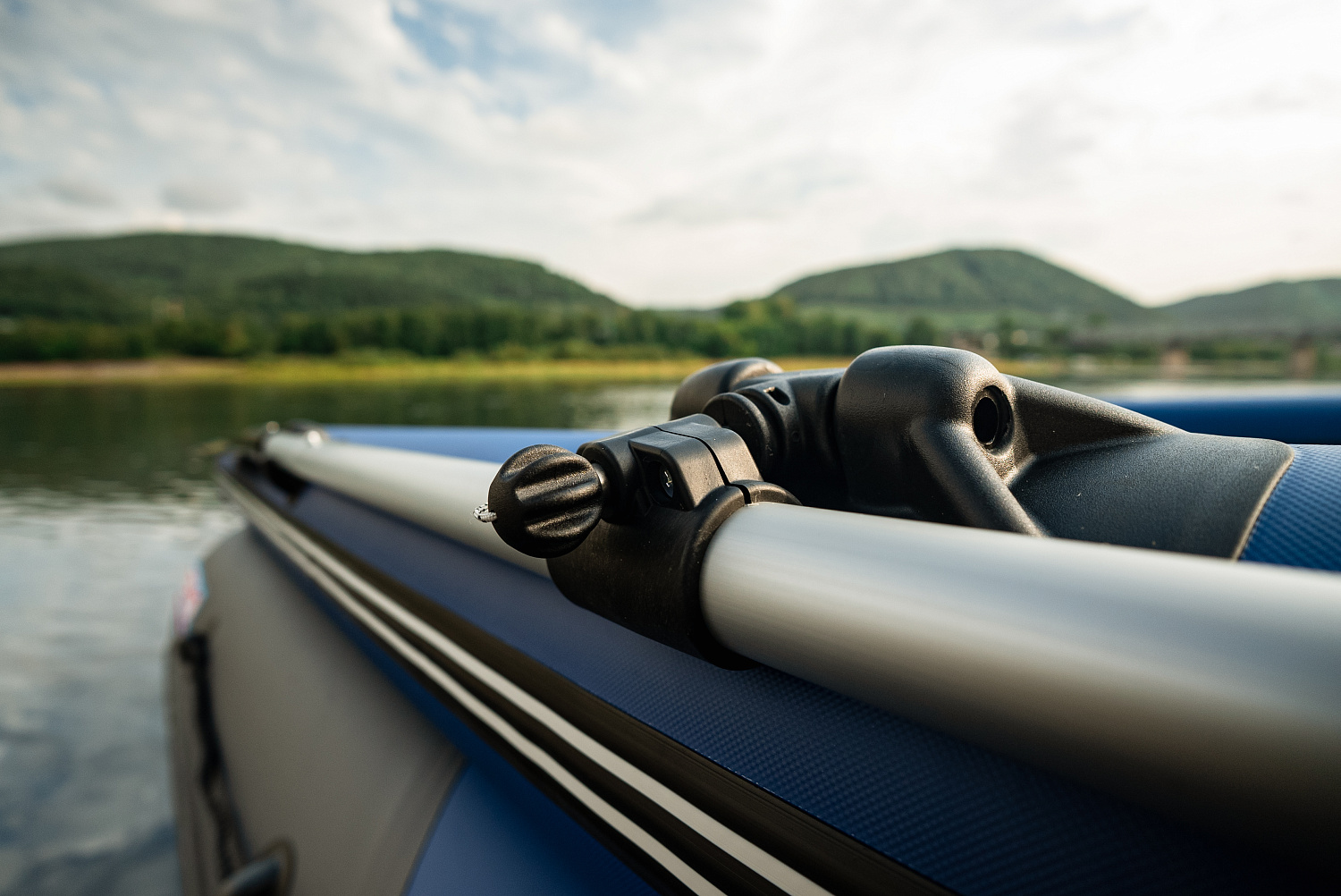 Лодка MISHIMO RIVER FJET PRO 400 под водомет в Кисловодске