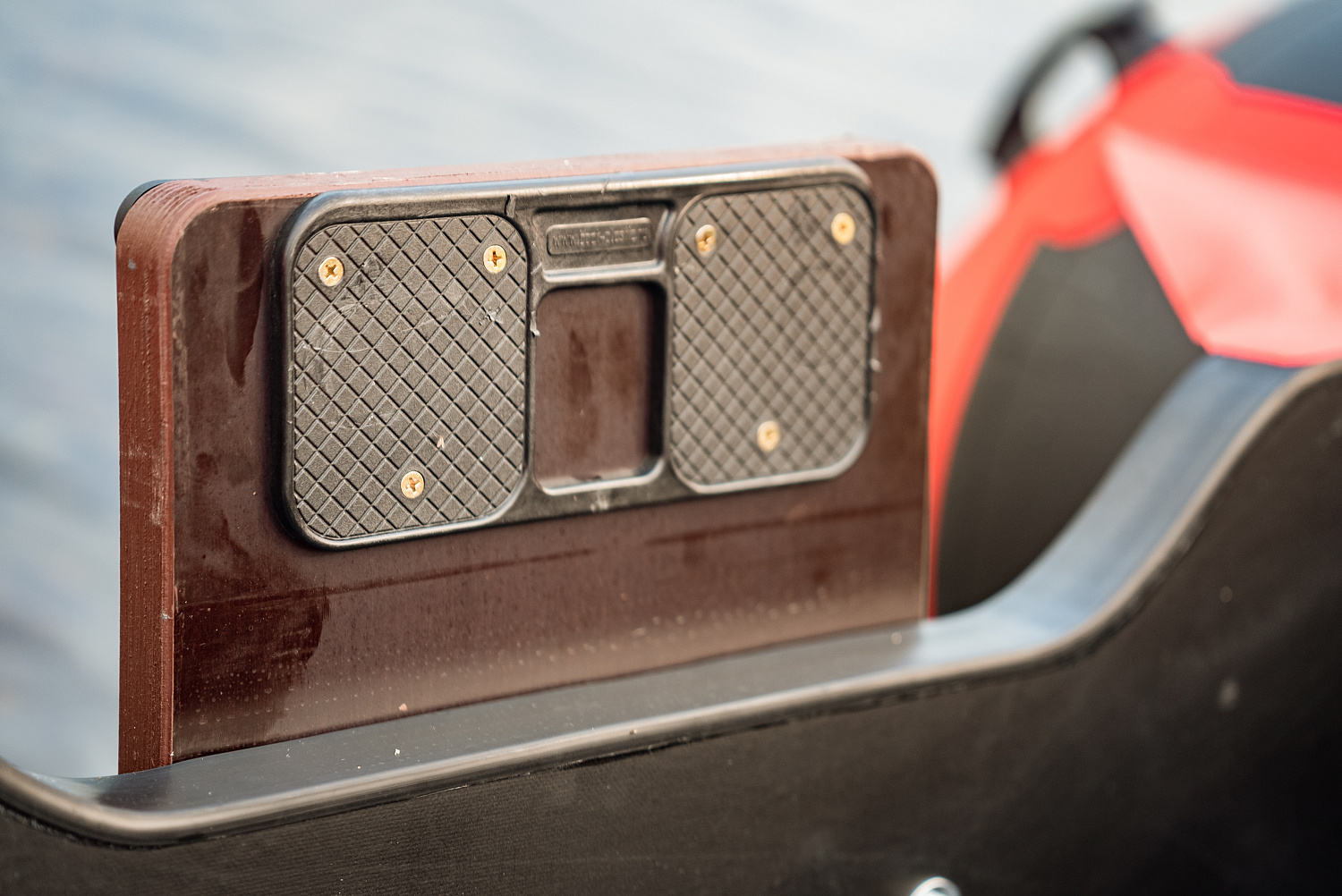 Лодка MISHIMO RIVER FJET PRO 400 под водомет в Кисловодске